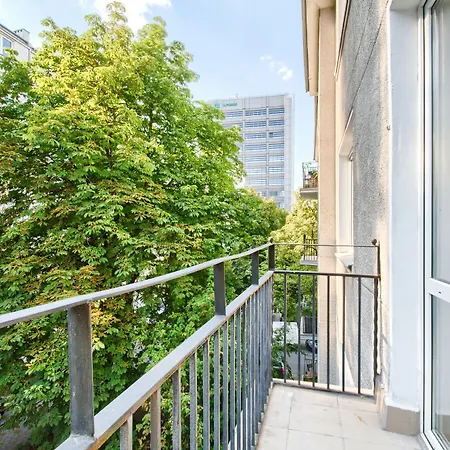 Cherry House Plac Dabrowskiego Apartment